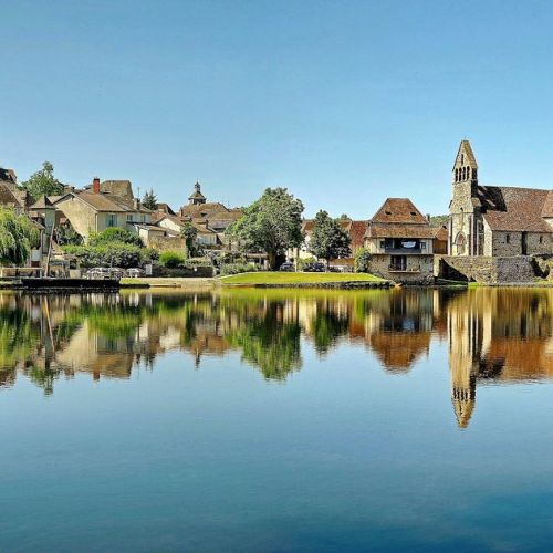 Beaulieu-sur-Dordogne: uno de los pueblos más bellos de Francia.