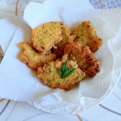 Buñuelos de calabacín con menta: una receta fácil