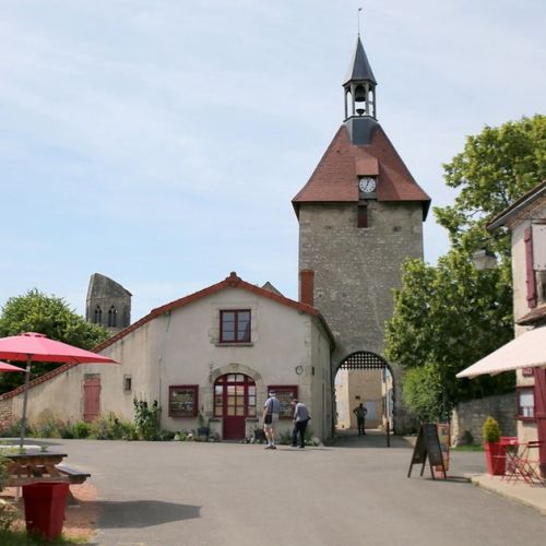 Charroux en el Allier: uno de los pueblos más bonitos de Francia