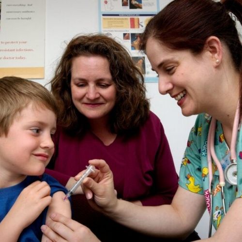 Covid: ¿Se está estudiando la posibilidad de vacunar a los niños en Francia?