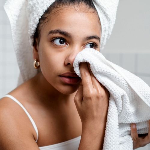 Cuidado facial: ¿cómo limpiar la piel correctamente?
