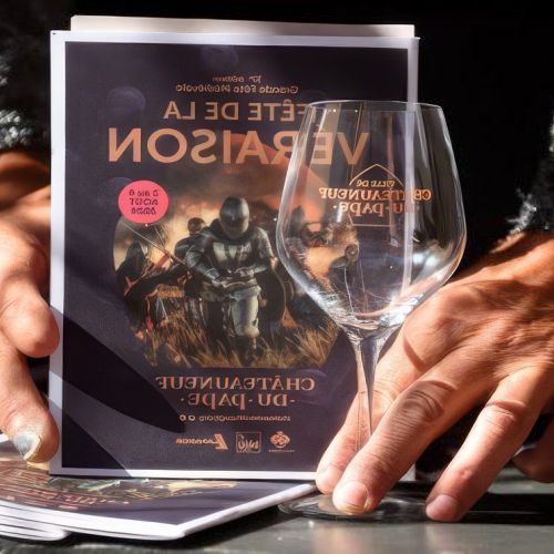 Fiesta de la Veraison 2025: tres días medievales y epicúreos en Châteauneuf-du-Pape
