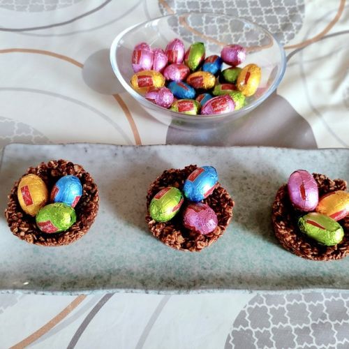Los nidos de Pascua de chocolate con avena: una receta muy fácil