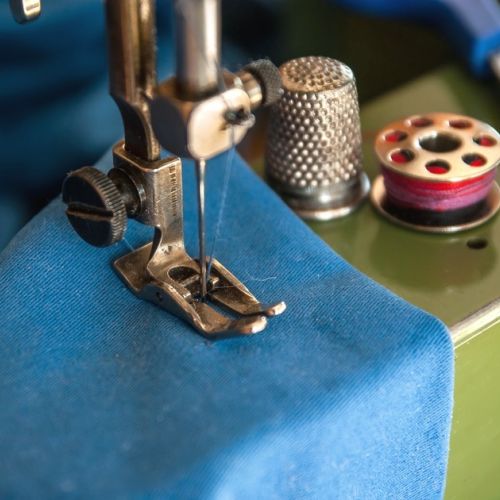 Ropa y calzado: ¿cómo funciona el bono de reparación textil?
