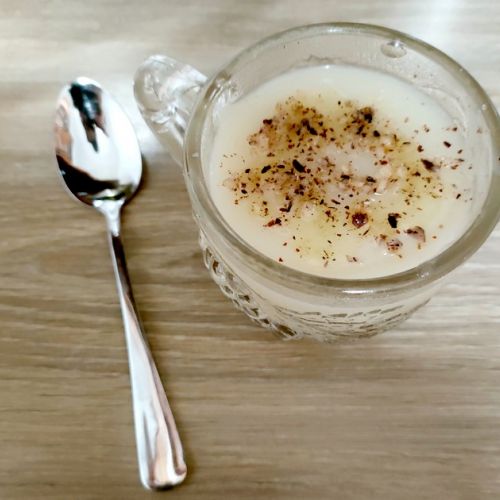Sopa de coliflor con avellanas: una receta festiva y vegetal