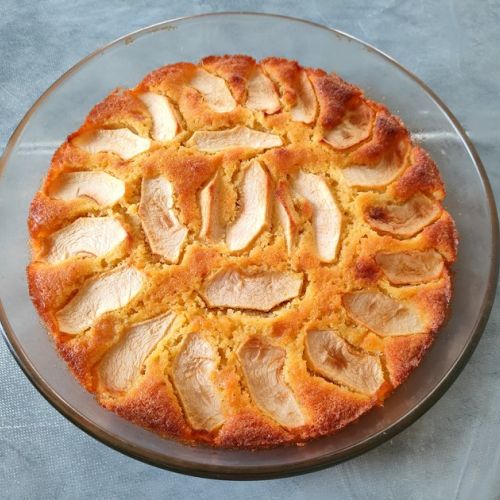 Tarta de manzana y polenta: un postre sin gluten