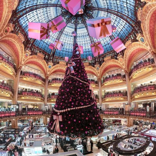 Viajes navideños: ¿dónde ver los árboles de Navidad más bonitos del mundo?